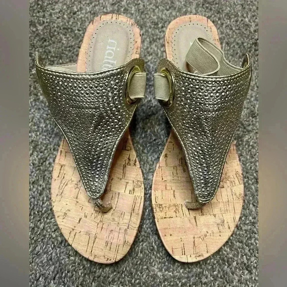 Rialto  Tan Rhinestone Sandals Size 6 - Picture 1 of 4